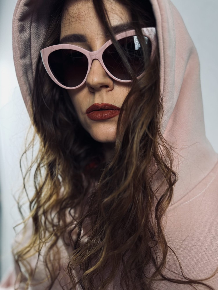 DELUXE damskie okulary przeciwsłoneczne z polaryzacją pudrowy róż kocie oko